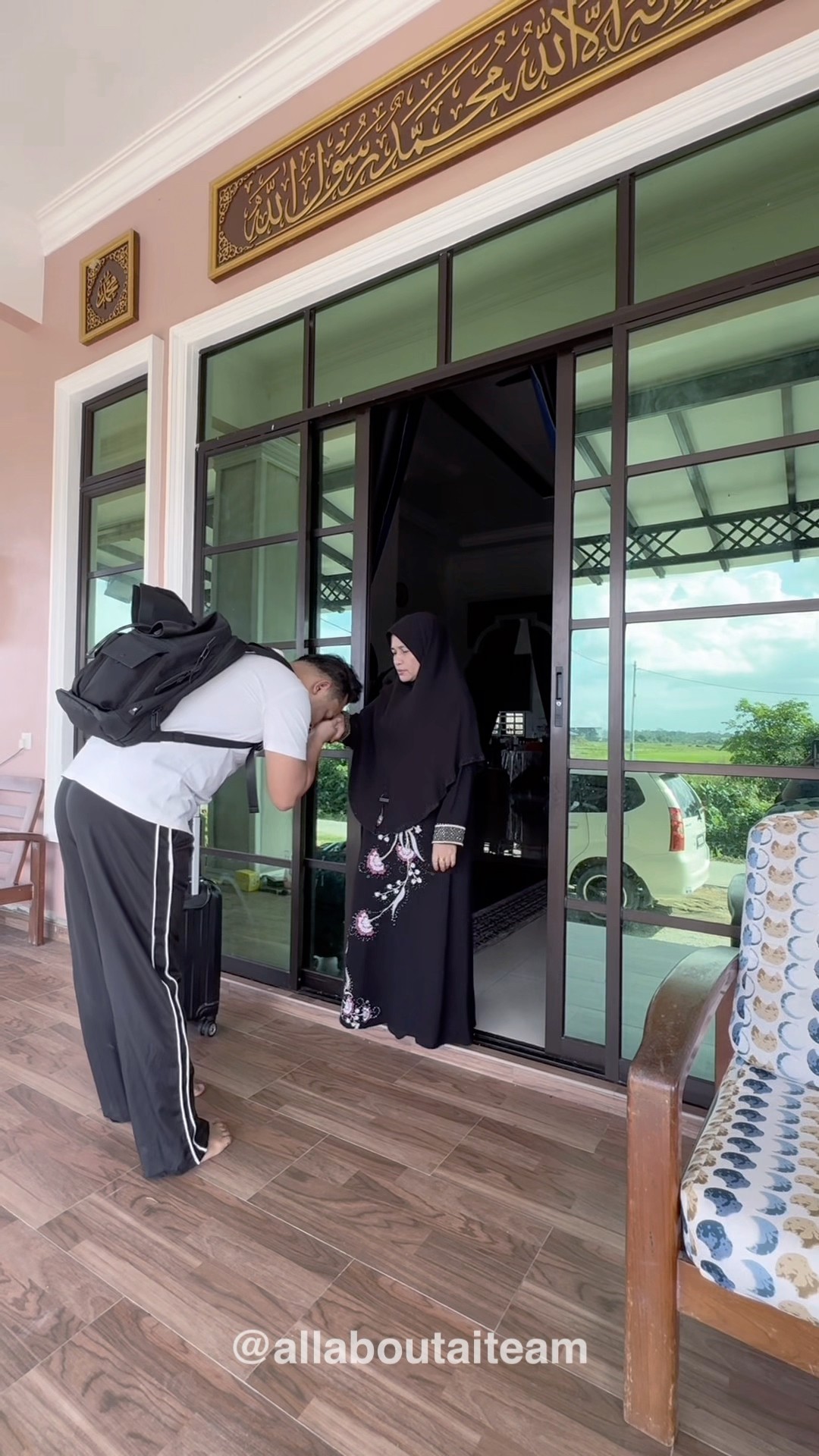 Sedihnya Laming Tinggalkan Mak Dia Untuk Masuk Asrama ? #laming #aiteam
